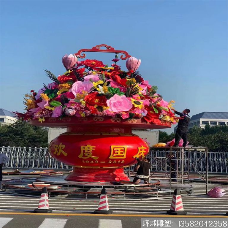 玻璃钢大型花篮雕塑案例 成品图片